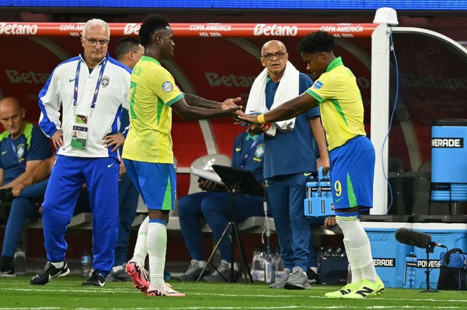 去尤文图斯, 阵容用到废 去尤文图斯, 阵容用到废